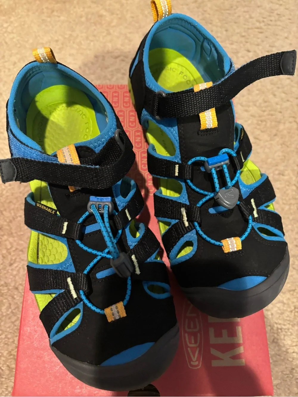 Keen Youth Seacamp II CNX Sandals - Black & Brilliant Blue - size 6